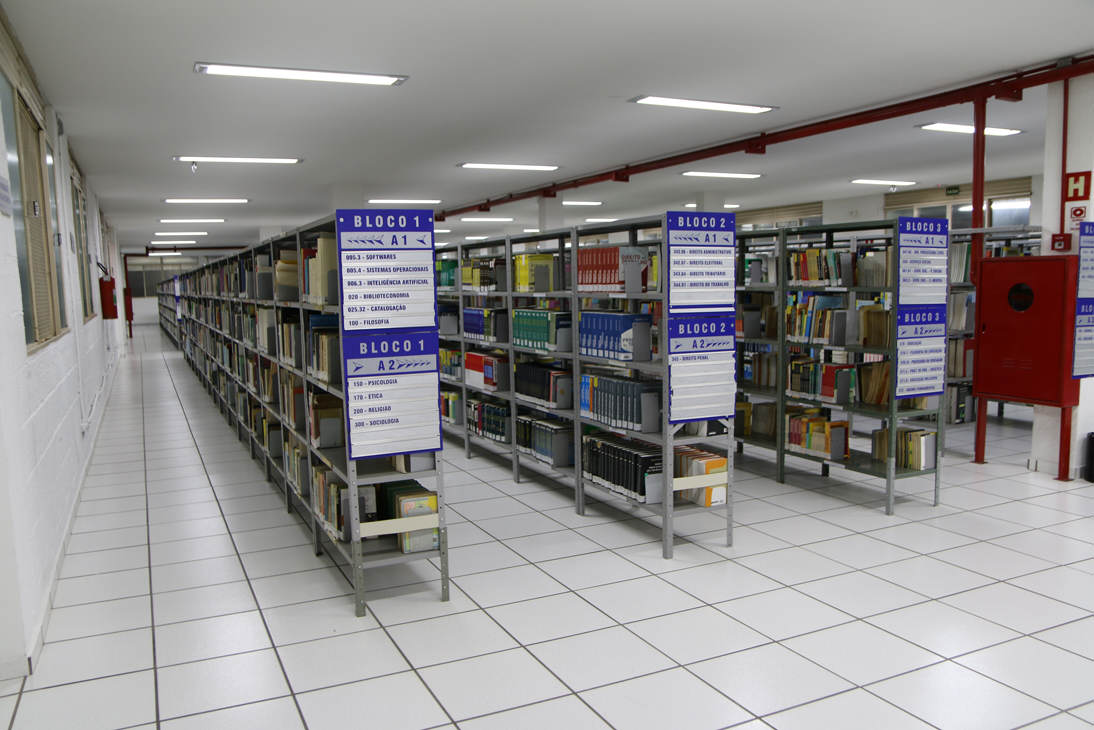 BIBLIOTECA 3