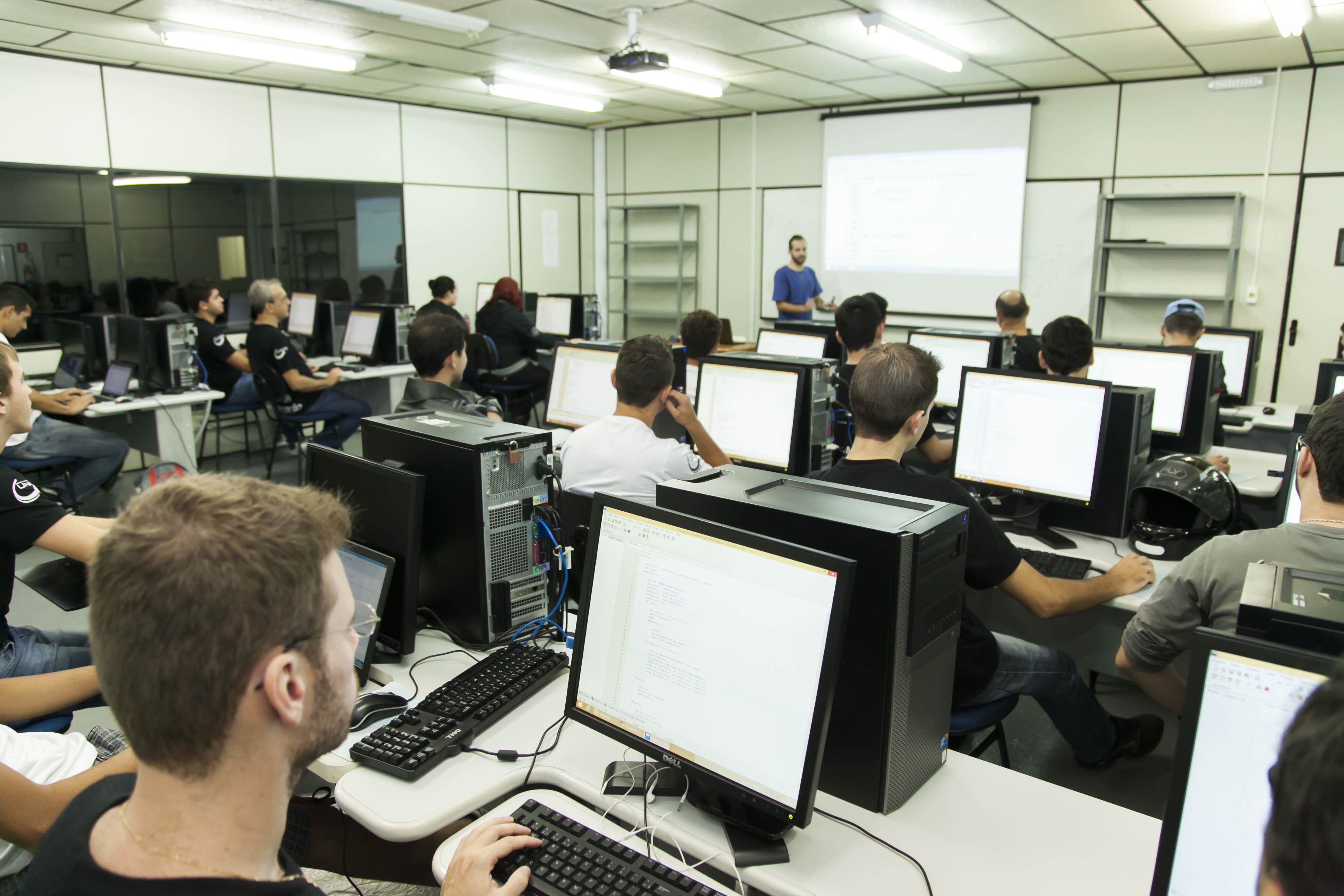 Laboratório de Sistemas