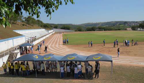 CAMPO DE FUTEBOL