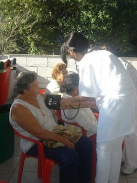 Alunos de Fisioterapia irão participar de projetos de extensão voltados para a população formiguense