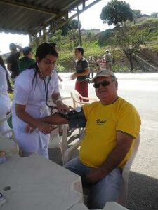 UNIFOR-MG promove Blitz Educacional