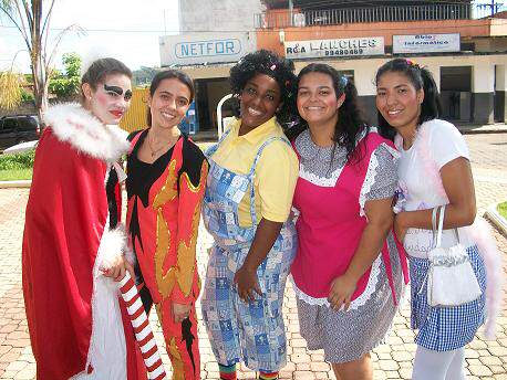 Alunos de Biblioteconomia participaram de evento em Pains