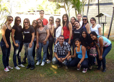 Alunos do curso de Química realizam visita técnica