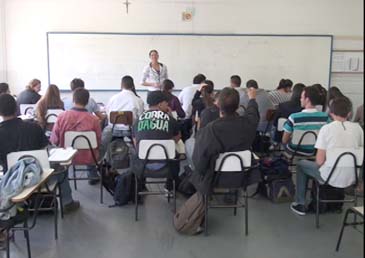 Curso de extensão em topografia eletrônica e digital está em andamento