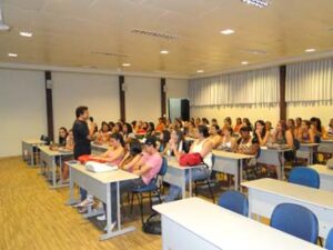 Aula inaugural de Pedagogia e Serviço Social aborda o tema “O espírito universitário”