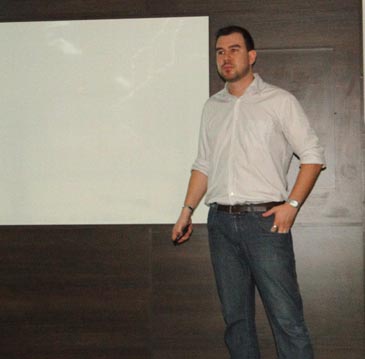 Palestra sobre exame clínico neurológico é ministrada para alunos de Medicina Veterinária