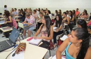 Aulas inaugurais marcaram o início do ano letivo no UNIFOR-MG
