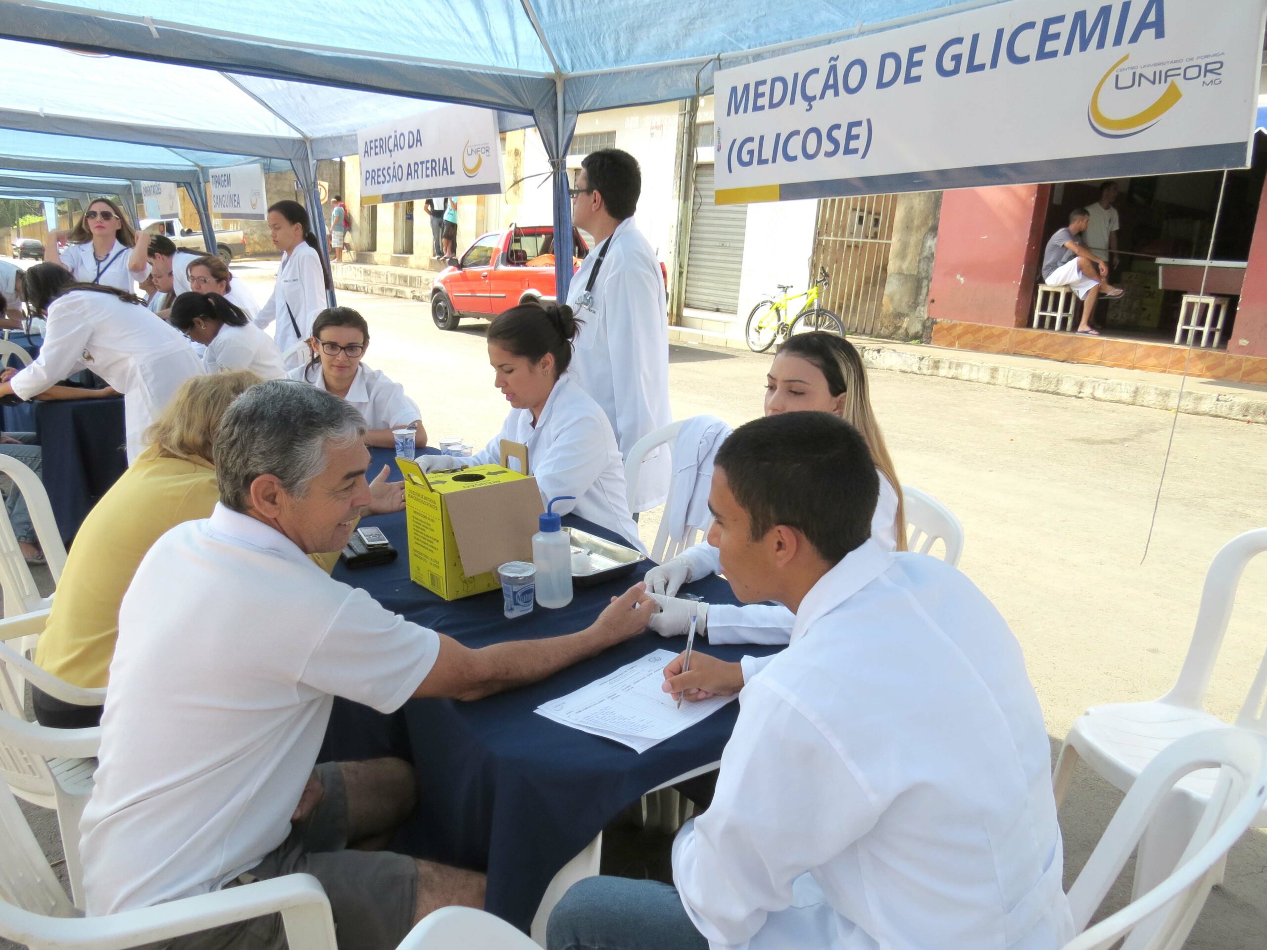 Córrego Fundo recebe pela segunda vez o projeto UNIFOR-MG na Praça