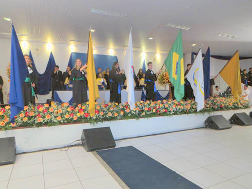 Realizada colação de grau das primeiras turmas dos cursos de Estética e Marketing do UNIFOR-MG