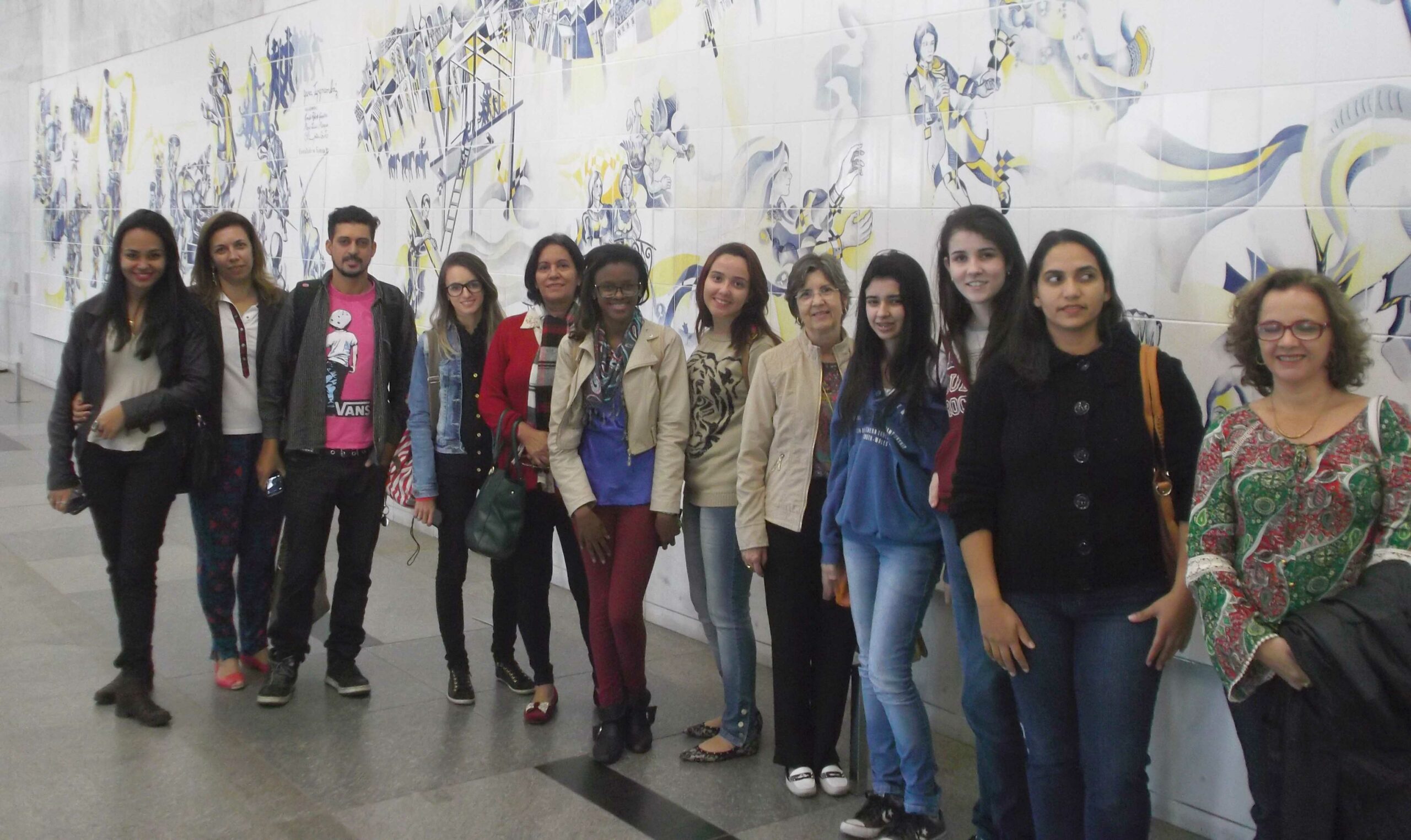 Acadêmicos de Biblioteconomia visitam a Assembleia Legislativa de Minas Gerais