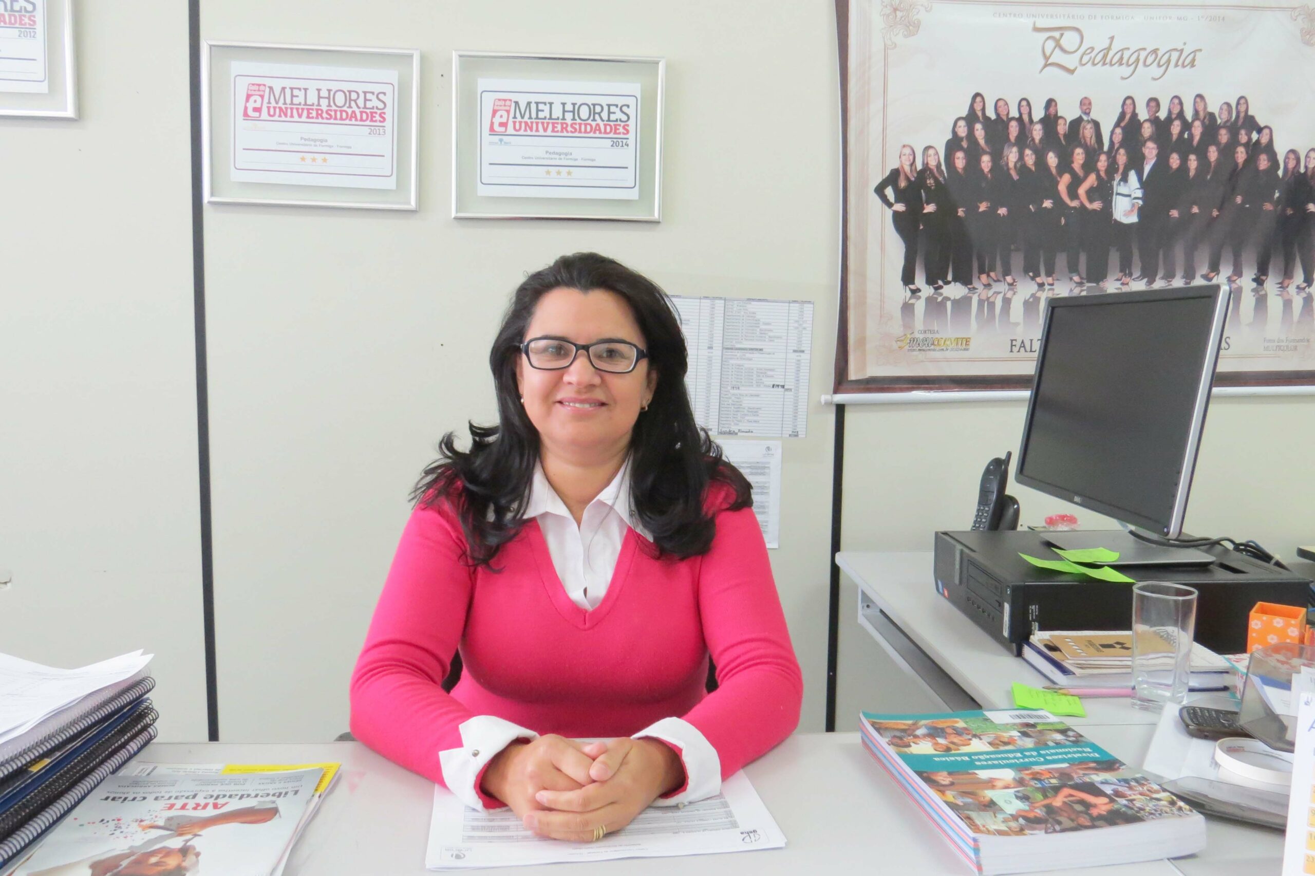 Coordenadora de Pedagogia é aprovada para cursar mestrado em Educação
