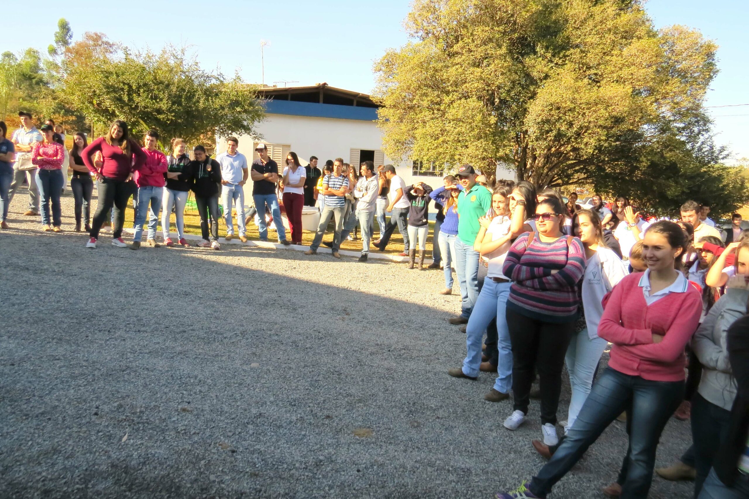 Alunos de Medicina Veterinária e Engenharia Agronômica conhecem as novas instalações da Fazenda Laboratório