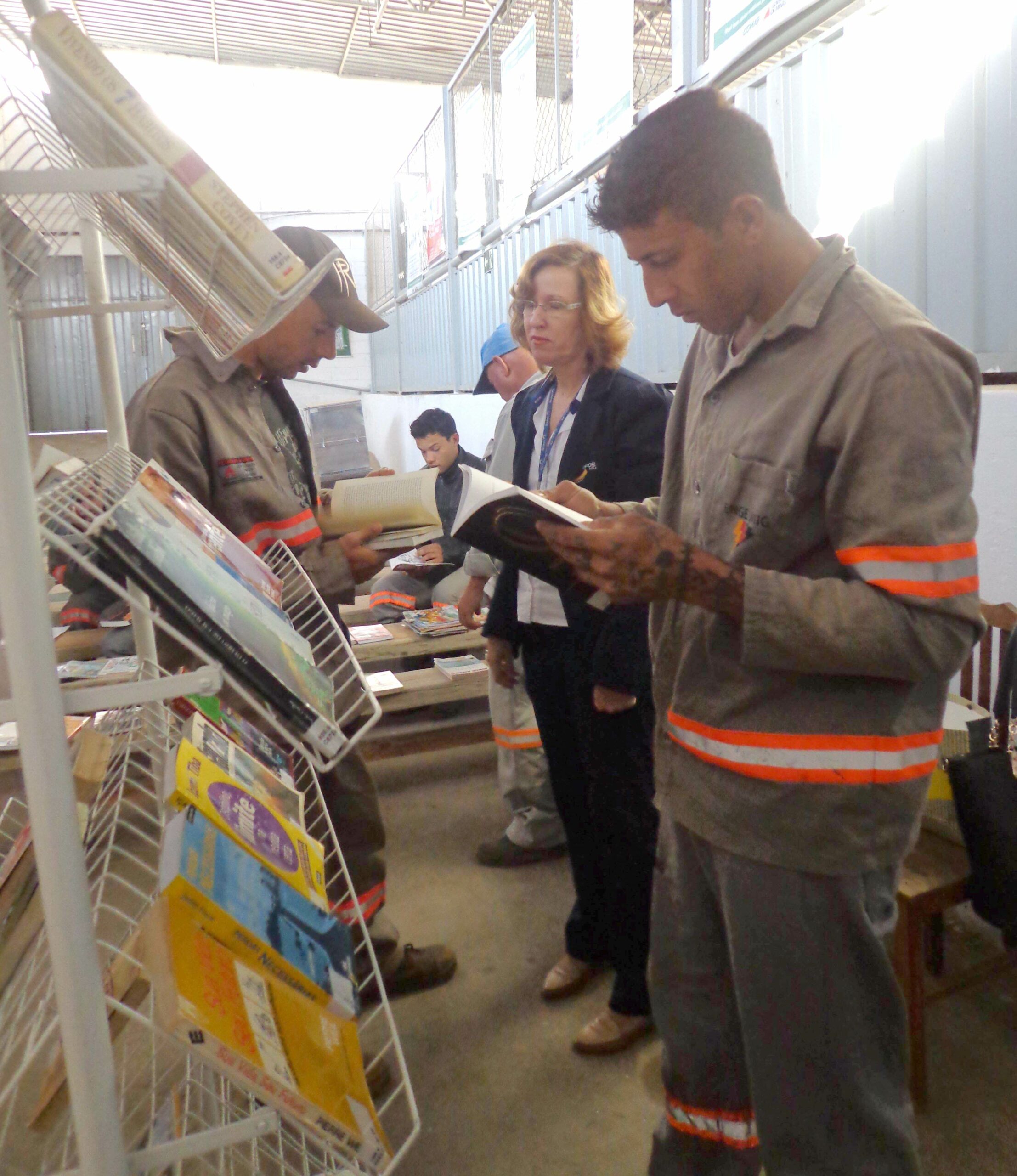 Biblioteca Estação do Trabalhador inicia as atividades na Engelmig