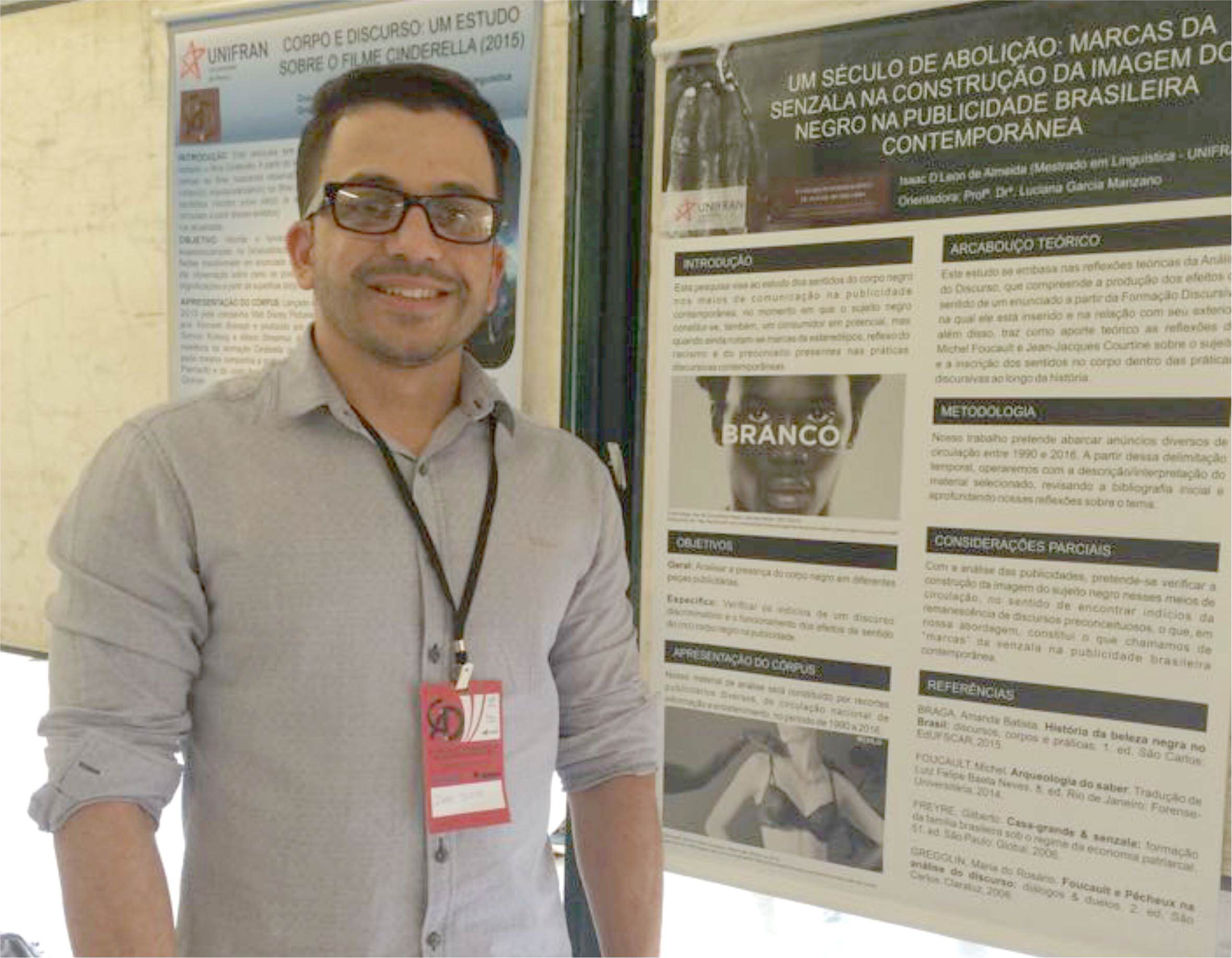 Professor do UNIFOR-MG apresenta trabalho em Colóquio Internacional da Análise do Discurso