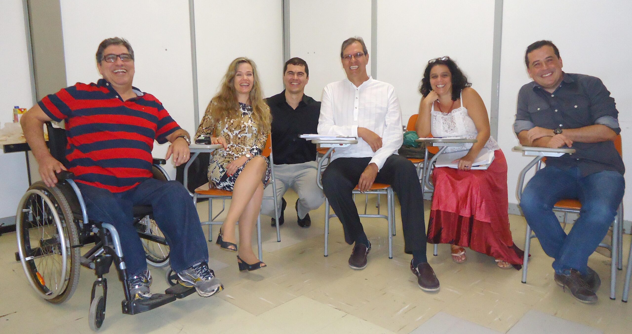 Professor do UNIFOR-MG conclui doutorado em Educação