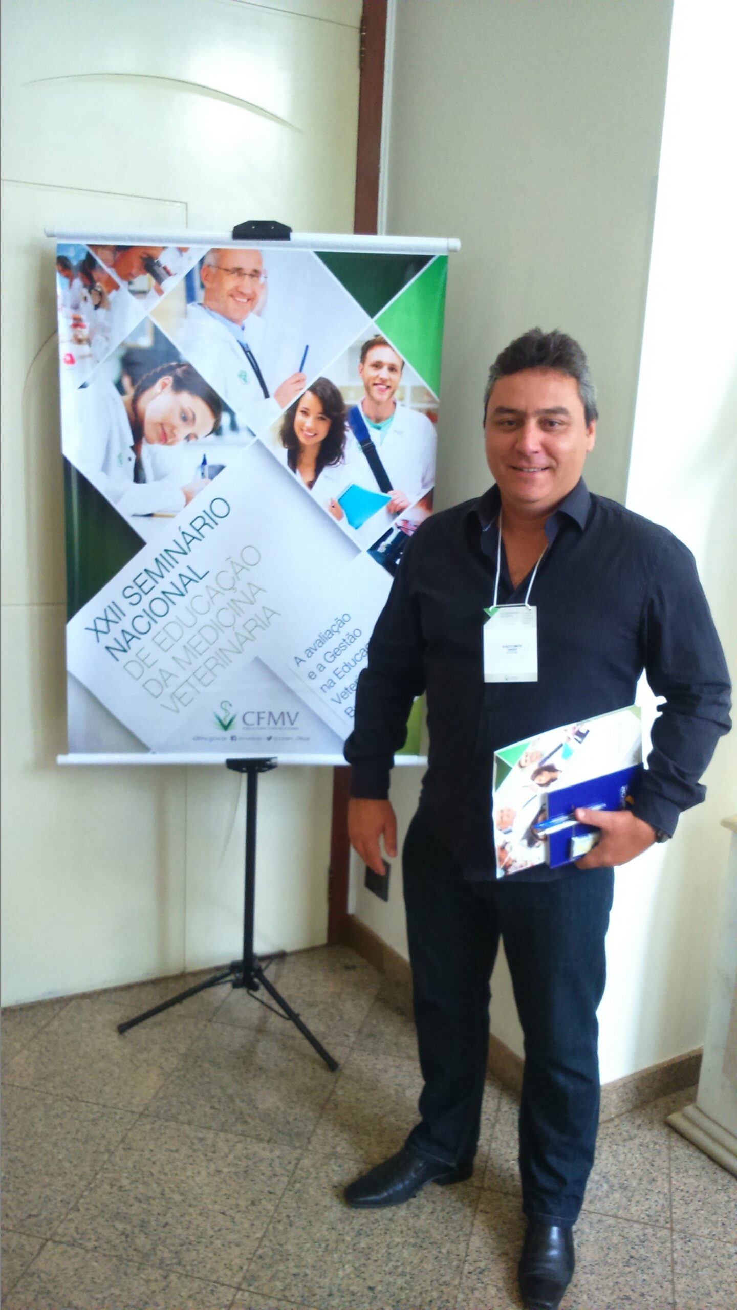 Coordenador de Medicina Veterinária participa de Seminário Nacional de Educação