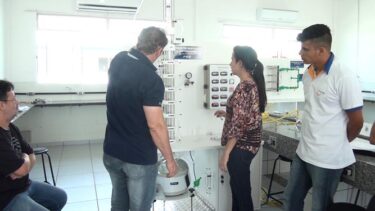 Treinamento em novos equipamentos do curso de Engenharia Química é realizado no UNIFOR-MG