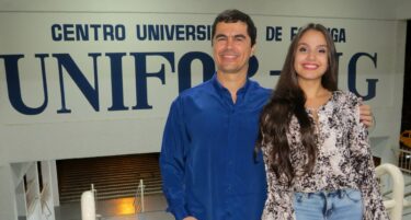 Professor do UNIFOR-MG apresenta trabalhos em eventos internacionais
