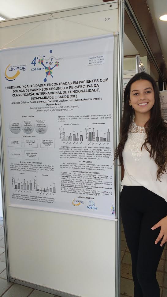 Aluna do UNIFOR-MG apresenta trabalho no IV Congresso Brasileiro de Fisioterapia