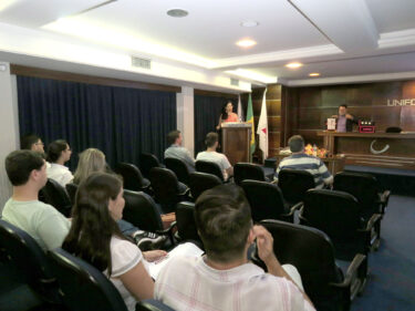 Centro Universitário e SEBRAE realizam evento em comemoração do Dia do Administrador