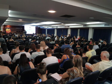 Alunos de Administração e Marketing participam do I SEMAD