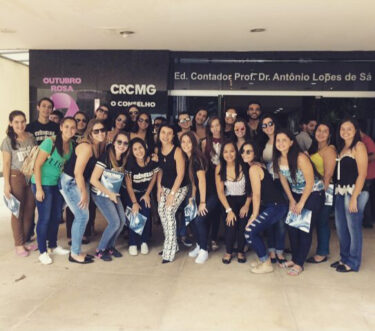 Alunos de Ciências Contábeis visitam o Conselho Regional