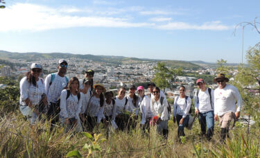 Discentes de Ciências Biológicas participam de Aula de Campo
