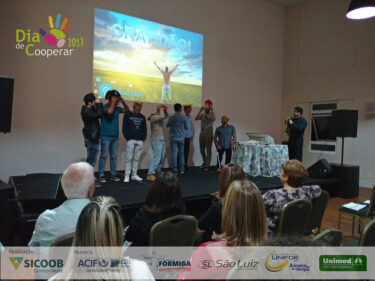 CURSO DE PEDAGOGIA PROMOVE PALESTRA