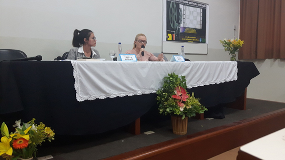 PROFESSORA DO UNIFOR-MG PARTICIPA DO “V COLÓQUIO DE TEORIA CRÍTICA E EDUCAÇÃO”
