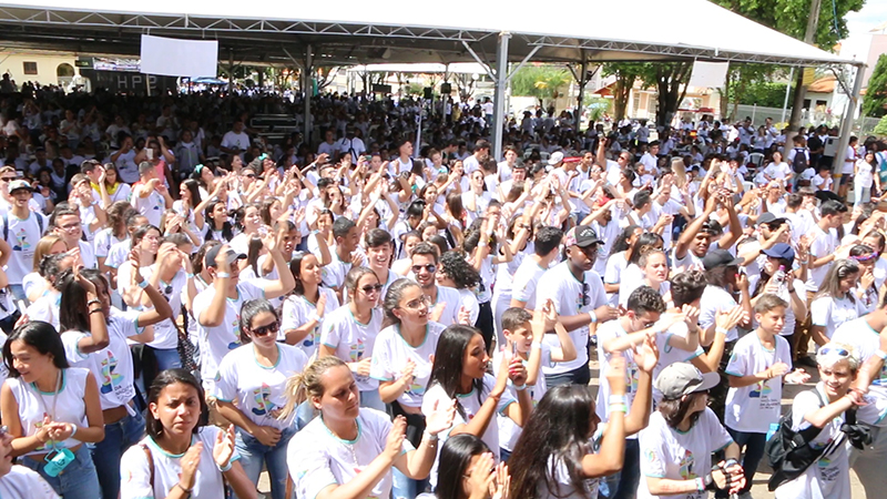 DIA NACIONAL DA JUVENTUDE É COMEMORADO NA DIOCESE DE LUZ