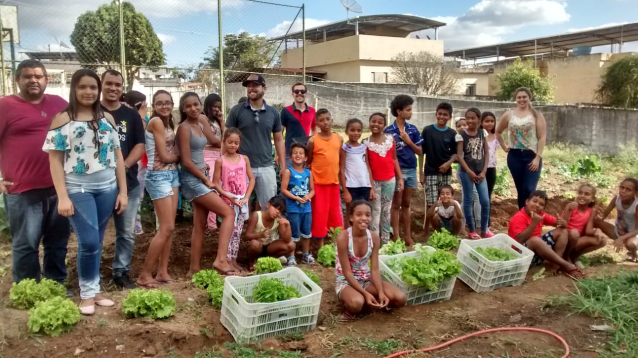 PROJETO HORTA URBANA GERA BONS RESULTADOS E É REFERÊNCIA PARA OUTROS MUNICÍPIOS