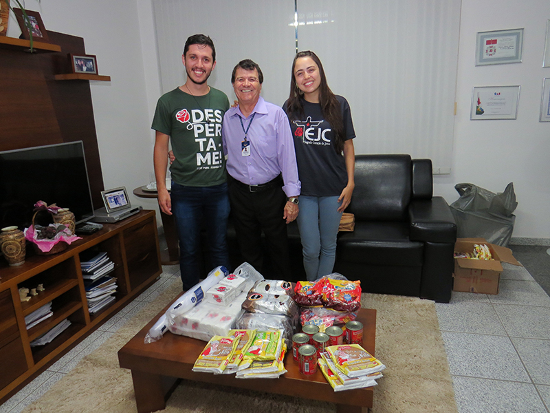 UNIFOR-MG APOIA O MOVIMENTO ENCONTRO DE JOVENS COM CRISTO