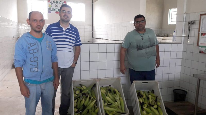 UNIFOR-MG DOA ALIMENTOS CULTIVADOS NA FAZENDA LABORATÓRIO