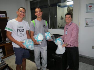 FUOM DOA MATERIAL ESPORTIVO PARA A ASSOCIAÇÃO ATLÉTICA JUVENTUDE