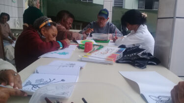 PROJETO DE LEITURA “ASAS DA LIBERDADE” É DESENVOLVIDO NO LAR SÃO FRANCISCO DE ASSIS