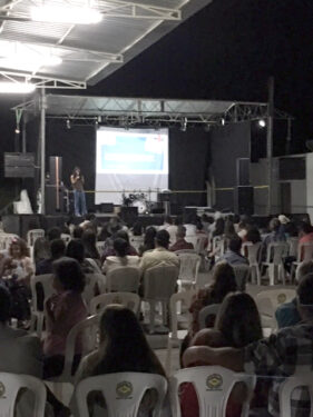 PROFESSORES DO UNIFOR-MG MINISTRAM PALESTRAS NA COMUNIDADE DE PAPAGAIOS