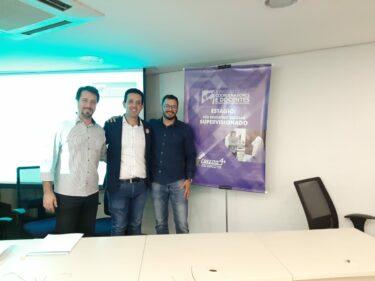 CURSO DE FISIOTERAPIA É REPRESENTADO EM ENCONTRO DO CREFITO