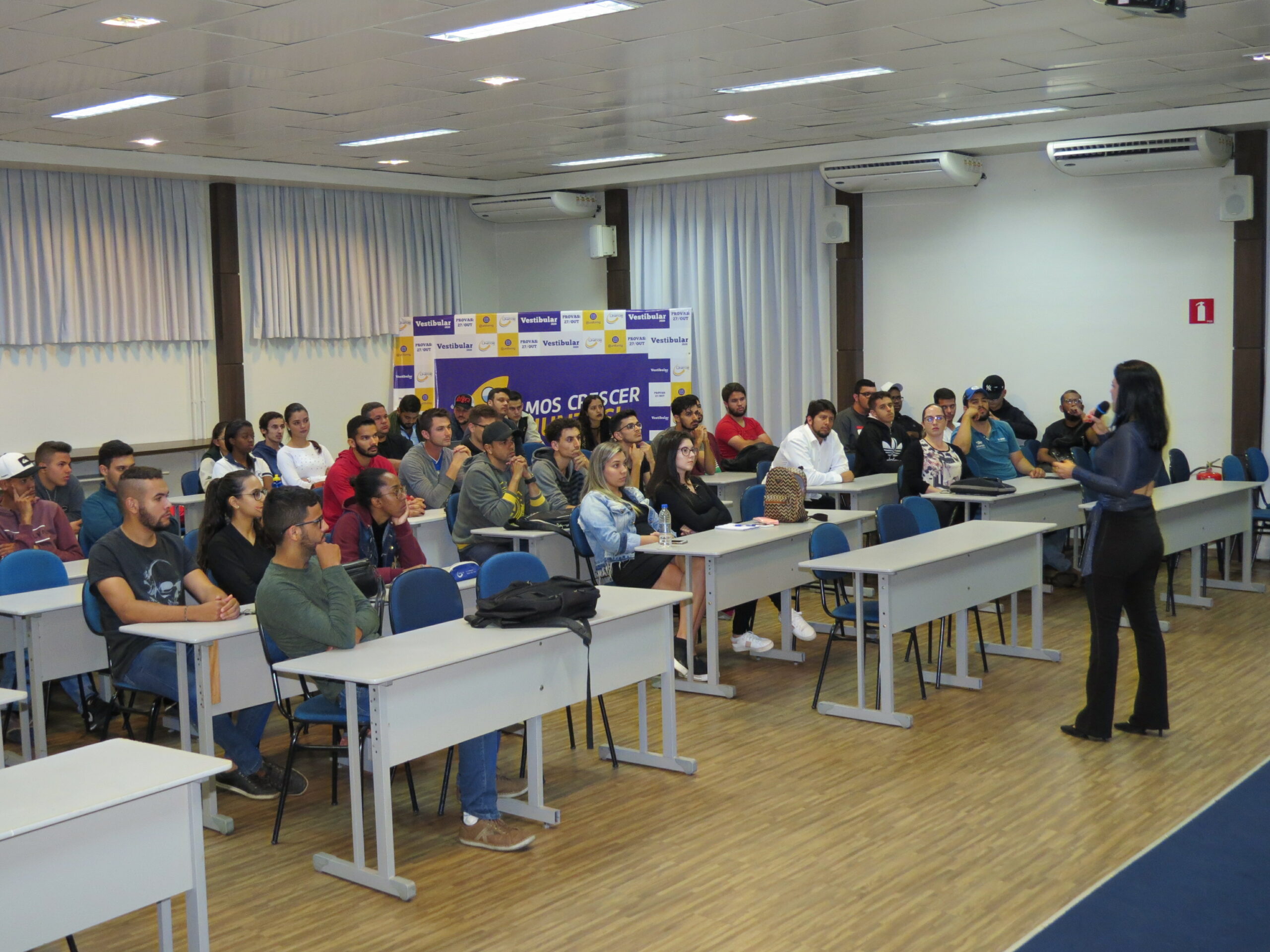 DISCENTES PARTICIPAM DO WORKSHOP DE TECNOLOGIAS AMBIENTAIS