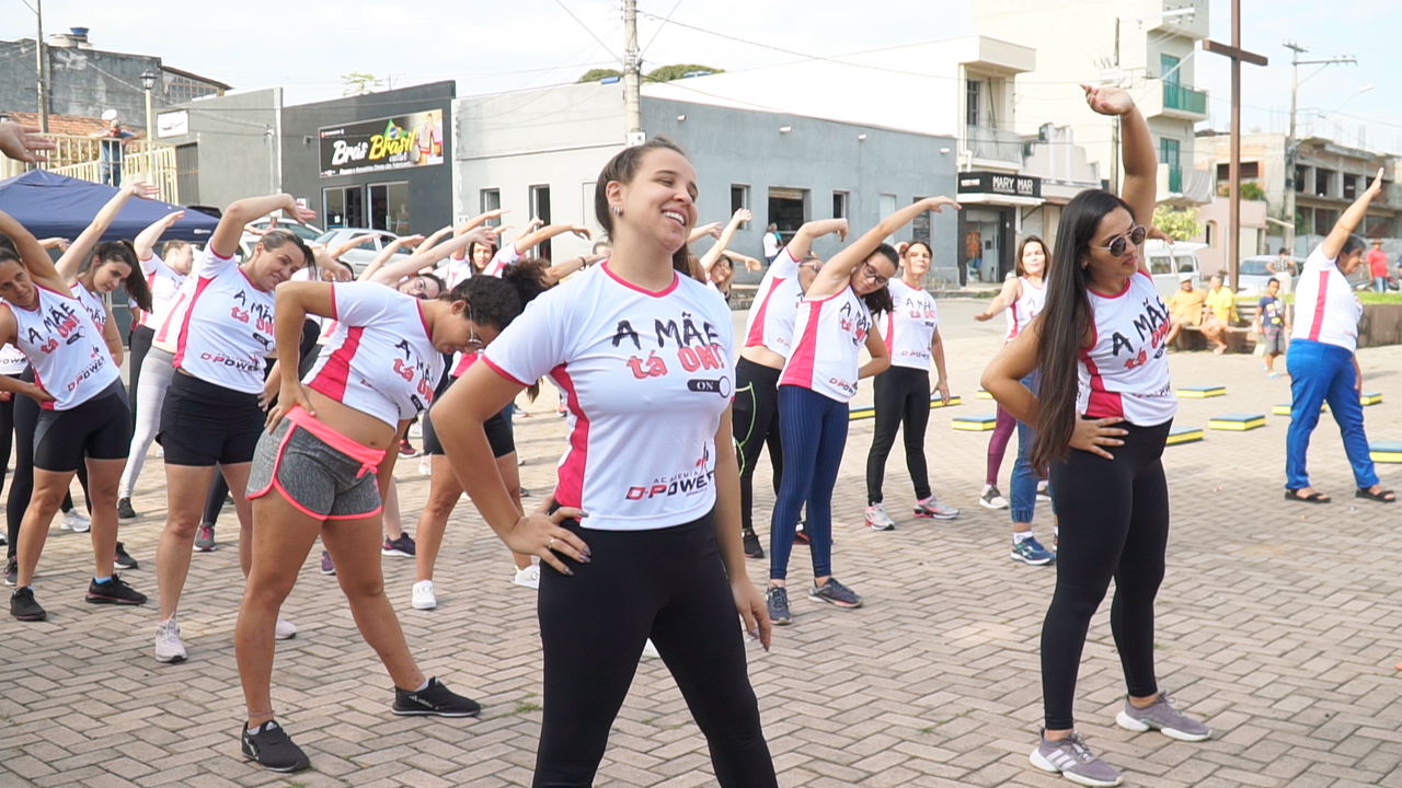 CÓRREGO FUNDO RECEBE EVENTO EM COMEMORAÇÃO DO DIAS DAS MÃES