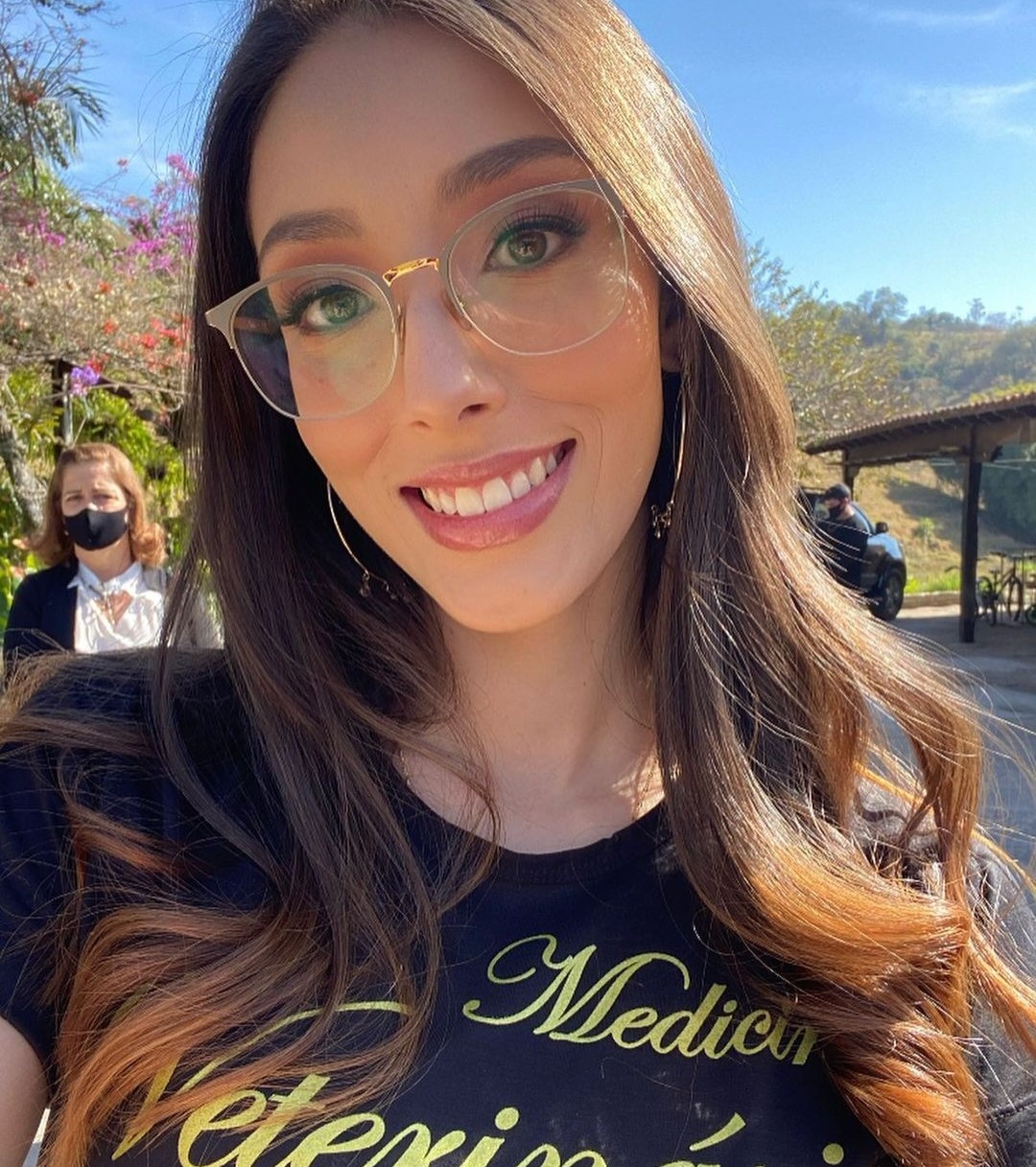 LETHÍCIA COSTA CUNHA