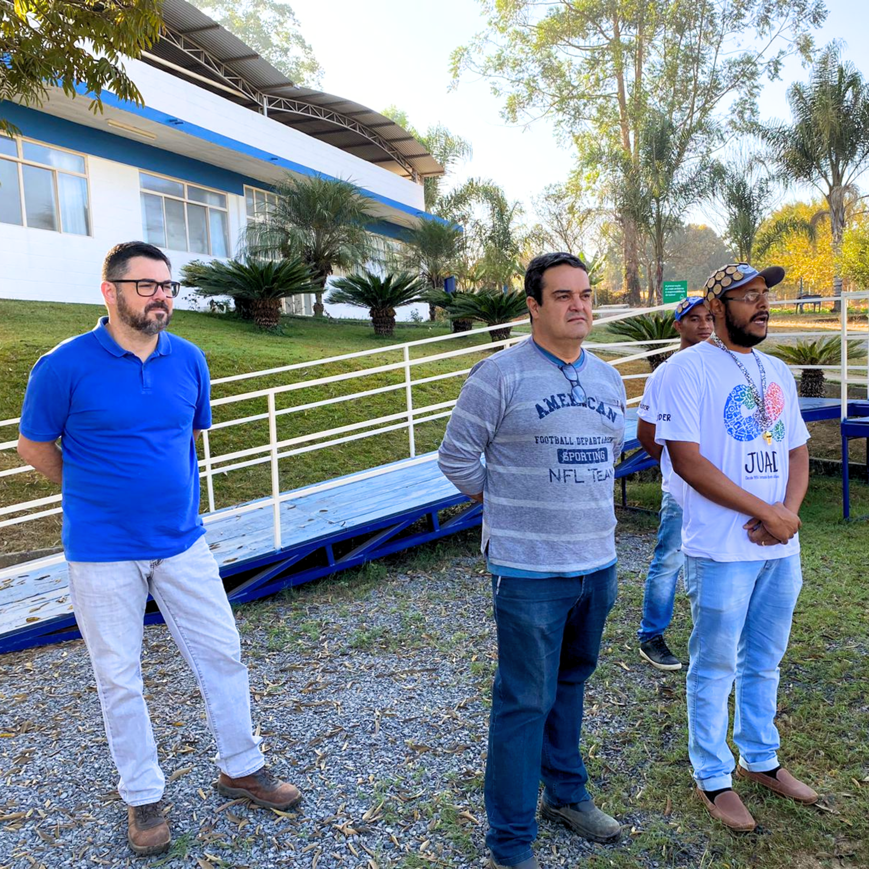 FAZENDA LABORATÓRIO RECEBE VISITA DO GRUPO JUAD DE ARCOS