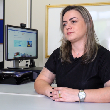 PROFA. MA. POLLIANA LÚCIO LACERDA PINHEIRO TOMA POSSE NA COORDENAÇÃO DOS CURSOS DE ENFERMAGEM E ESTÉTICA