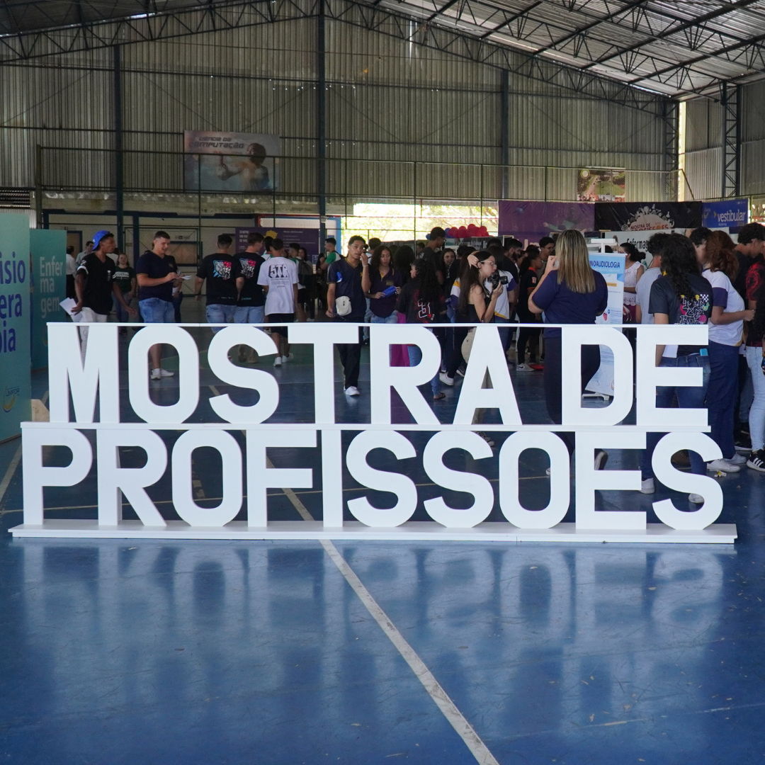 MOSTRA DE PROFISSÕES DE 2023 RECEBE ALUNOS DA REGIÃO