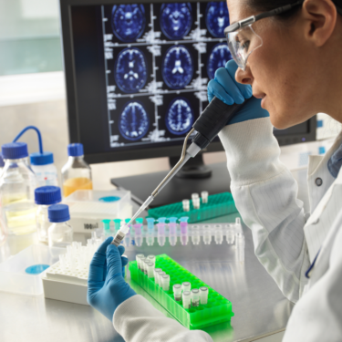 10 ÁREAS MAIS PROMISSORAS PARA O PROFISSIONAL DE BIOMEDICINA