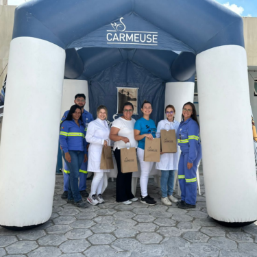 ALUNOS DE ENFERMAGEM PARTICIPAM DA SIPAT NA EMPRESA CARMEUSE