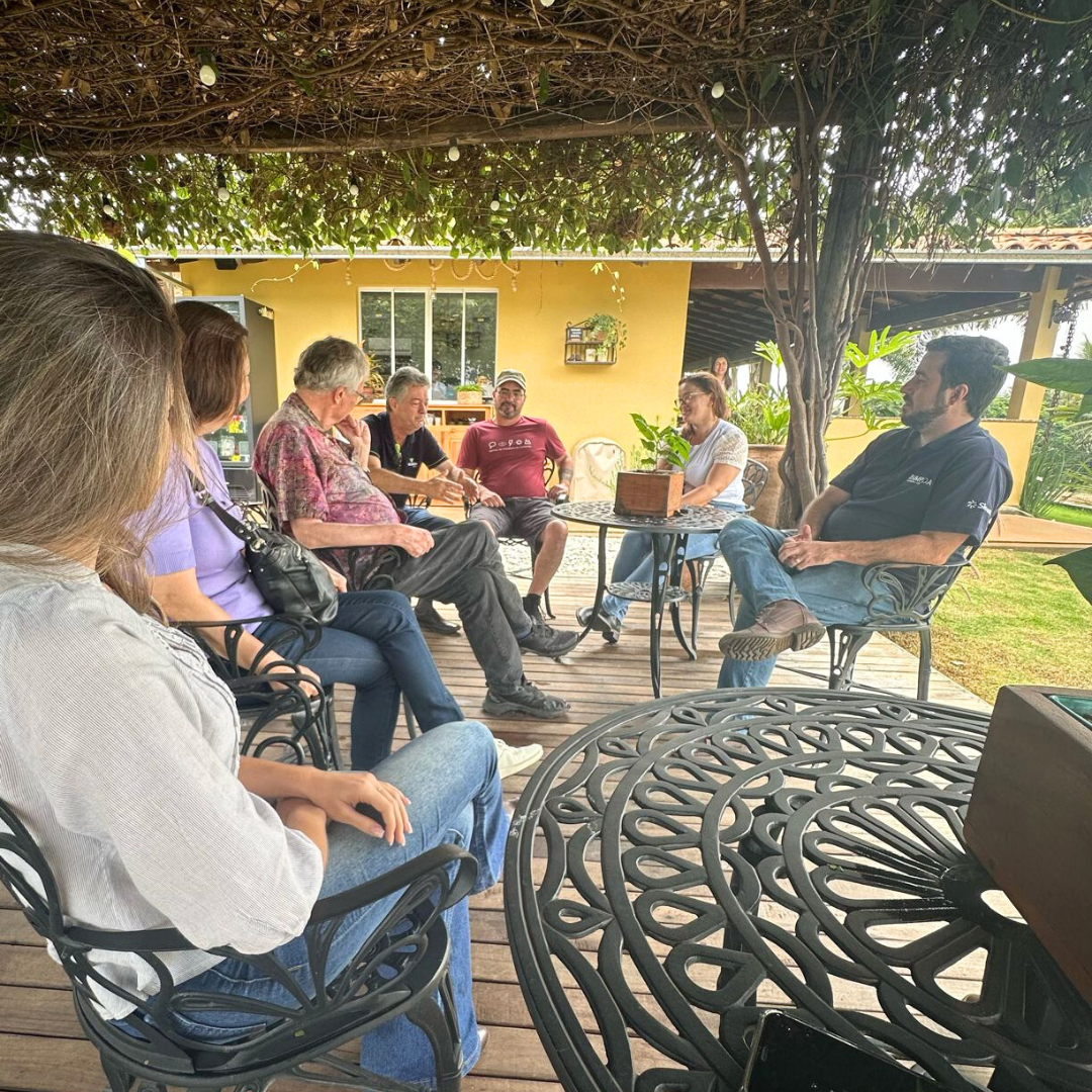 COORDENADOR DO CURSO DE MEDICINA VETERINÁRIA E MÉDICAS VETERINÁRIAS PARTICIPAM DA MISSÃO INTERNACIONAL DO QUEIJO MINAS ARTESANAL CANASTRA E SERRO EM SÃO ROQUE DE MINAS