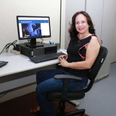 REVISTA DO CURSO DE DIREITO RECEBE A NOVA EDITORA PROFA. MA. NÉLIDA REIS CASECA MACHADO