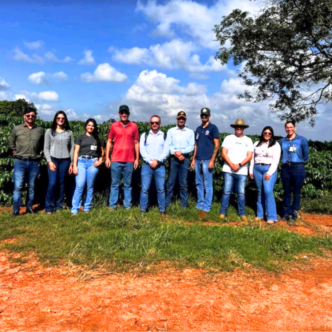 ALUNOS DE ENGENHARIA AGRONÔMICA PARTICIPAM DO EVENTO “TRILHA DO AGRO: DRONES AGRÍCOLAS”
