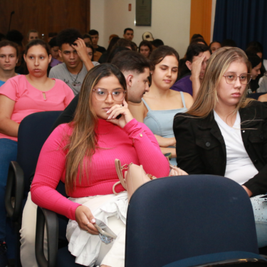 ALUNOS DO UNIFOR-MG PARTICIPARAM DE PALESTRA COM O TEMA “O SISTEMA NERVOSO E AS EMOÇÕES”