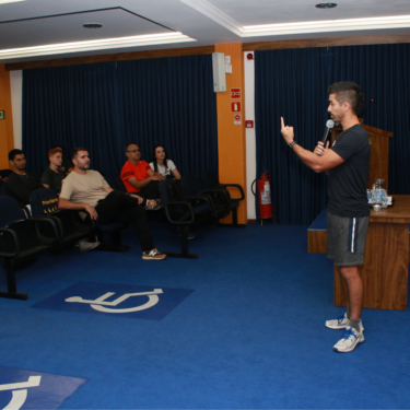 ALUNOS PARTICIPARAM DE ATIVIDADES EM CELEBRAÇÃO AO DIA DO PROFISSIONAL DE EDUCAÇÃO FÍSICA